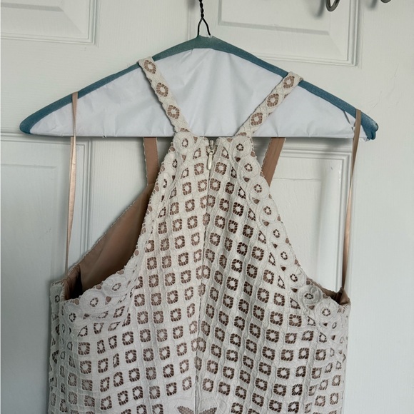 BCBGMaxAzria Cream Lace Midi Dress Size 8 NWOT - Picture 6 of 14